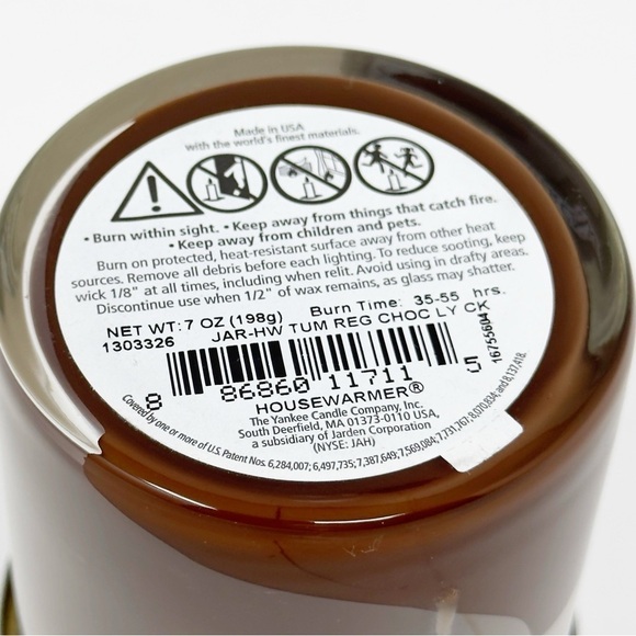 Yankee Candle Chocolate Layer Cake Candle - Picture 3 of 3